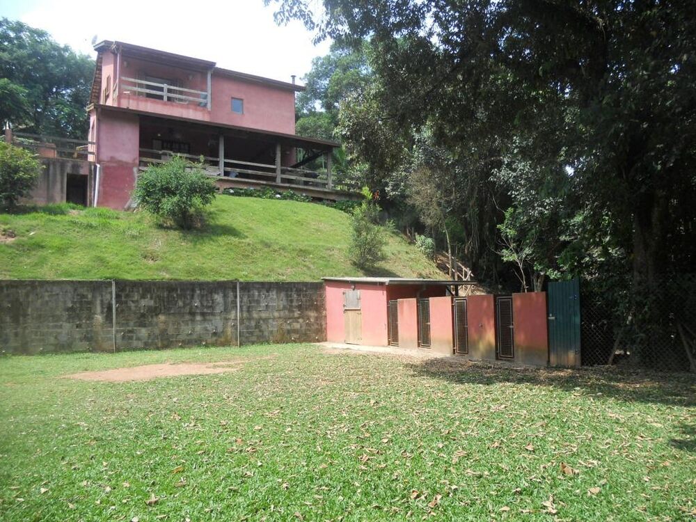 Casa de Condomínio à venda com 3 quartos, 350m² - Foto 1