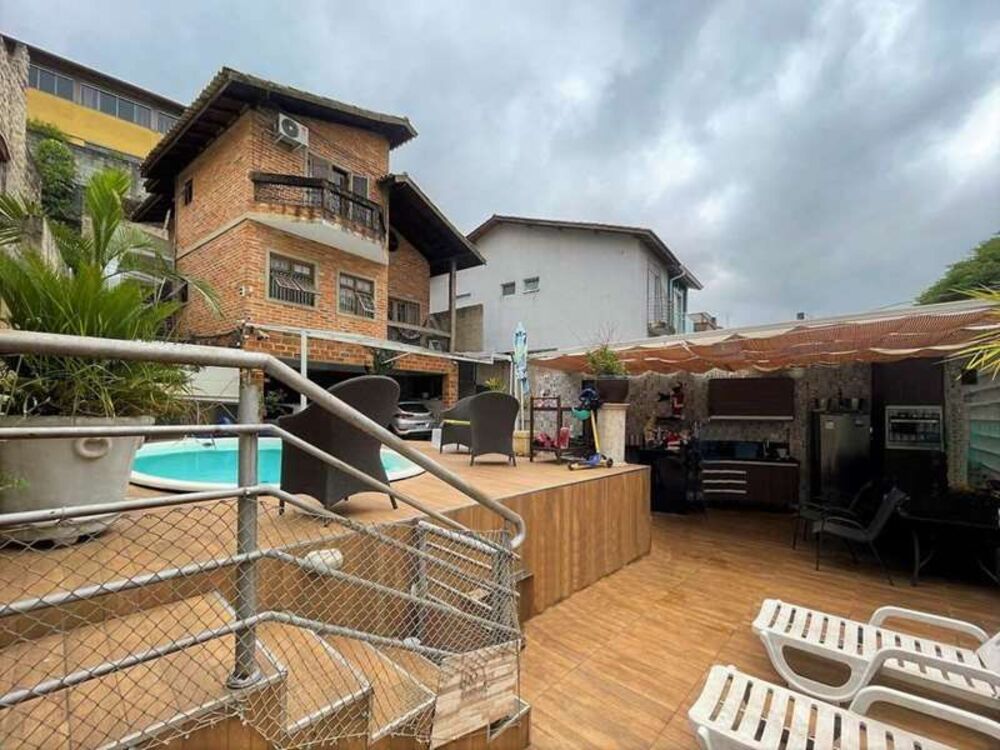 Casa, 3 quartos, 180 m² - Foto 1