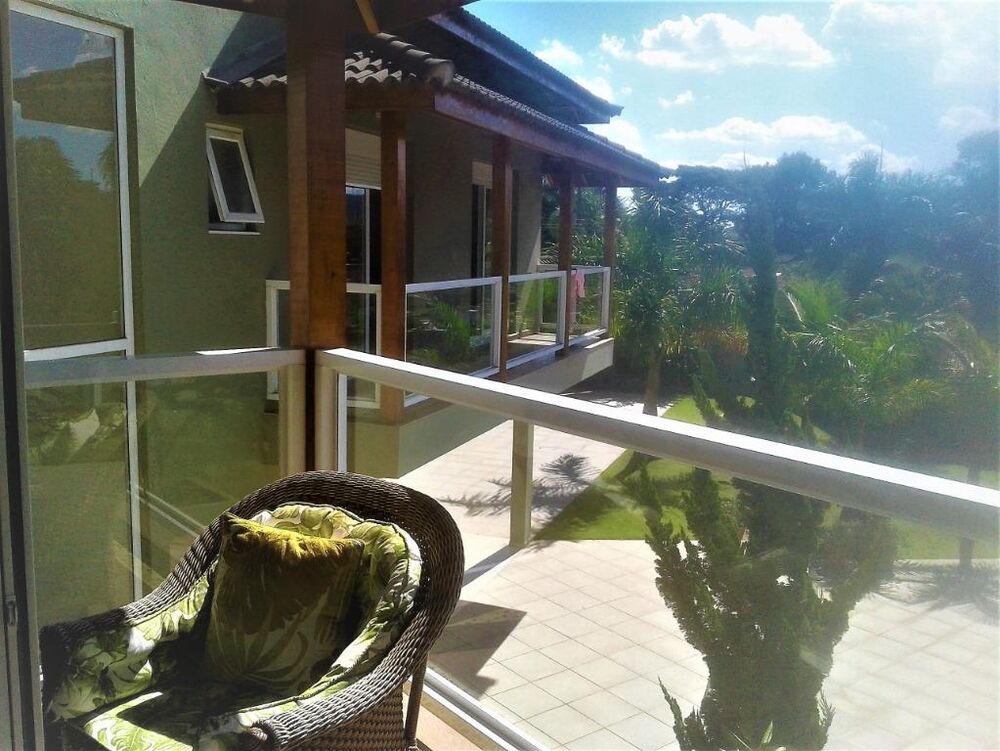 Casa de Condomínio à venda com 3 quartos, 600m² - Foto 1