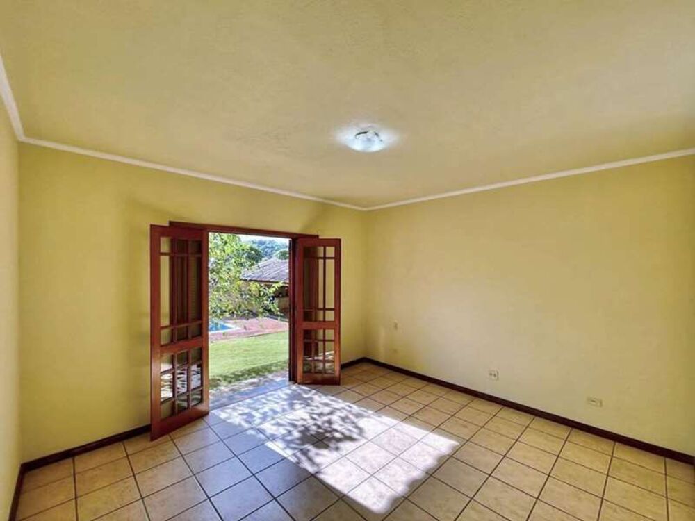 Casa de Condomínio à venda com 4 quartos, 586m² - Foto 6