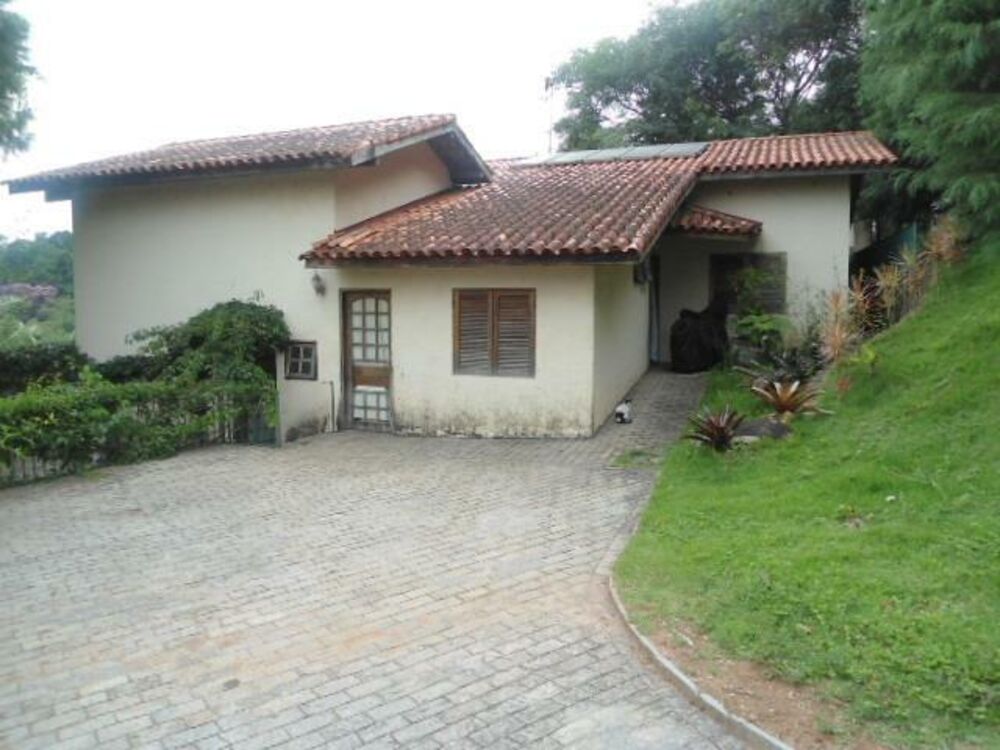 Casa de Condomínio à venda e aluguel com 3 quartos, 300m² - Foto 1