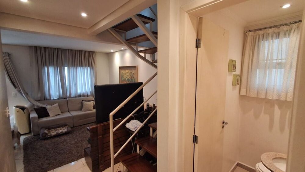 Casa de Condomínio à venda com 3 quartos, 110m² - Foto 2