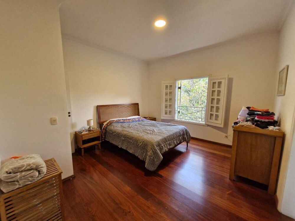 Casa de Condomínio à venda com 4 quartos, 338m² - Foto 4