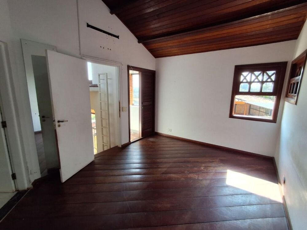 Casa de Condomínio à venda com 3 quartos, 185m² - Foto 4