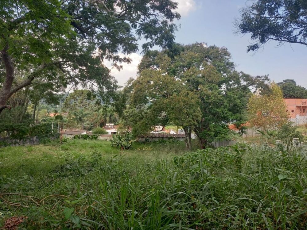 Loteamento e Condomínio, 1500 m² - Foto 1