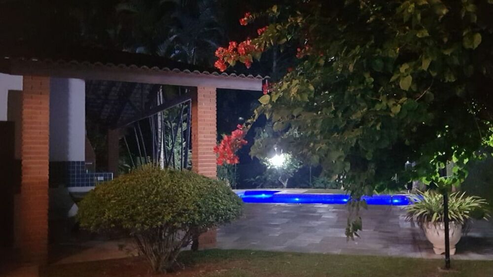Casa de Condomínio à venda e aluguel com 3 quartos, 400m² - Foto 6