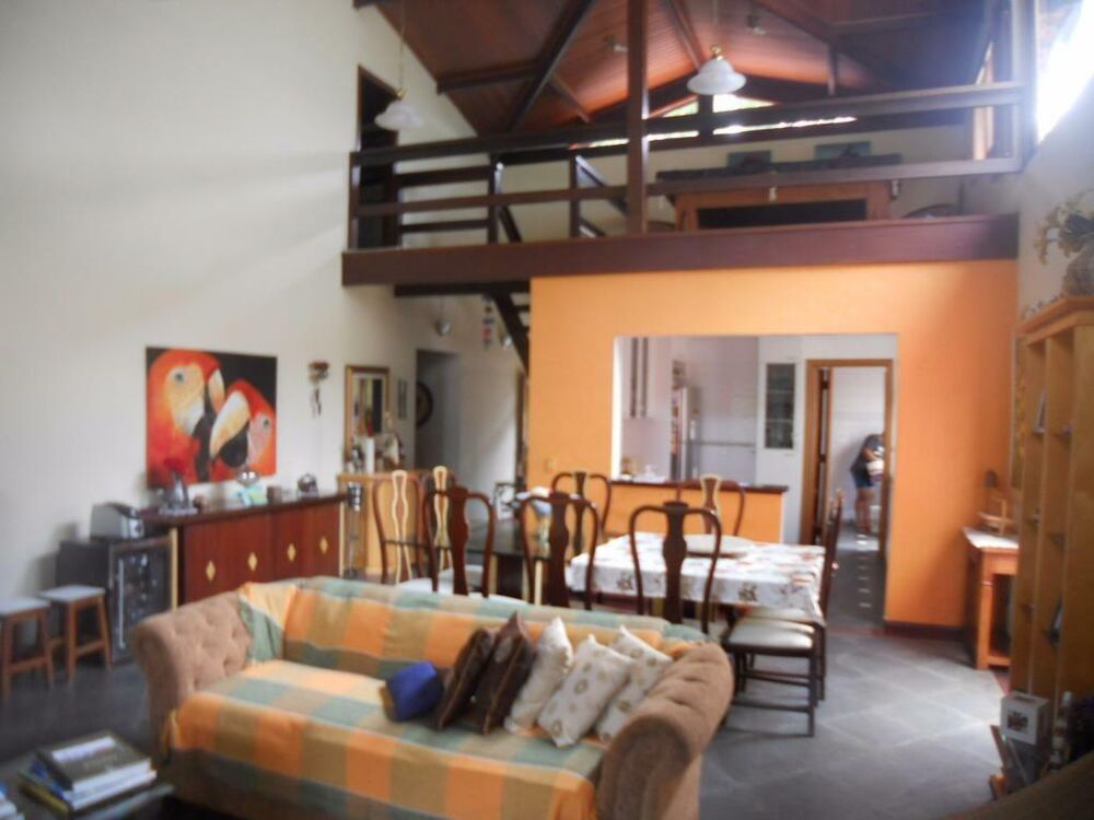 Casa à venda com 4 quartos, 300m² - Foto 4