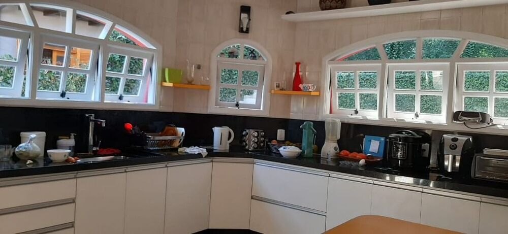 Casa de Condomínio à venda com 4 quartos, 350m² - Foto 8