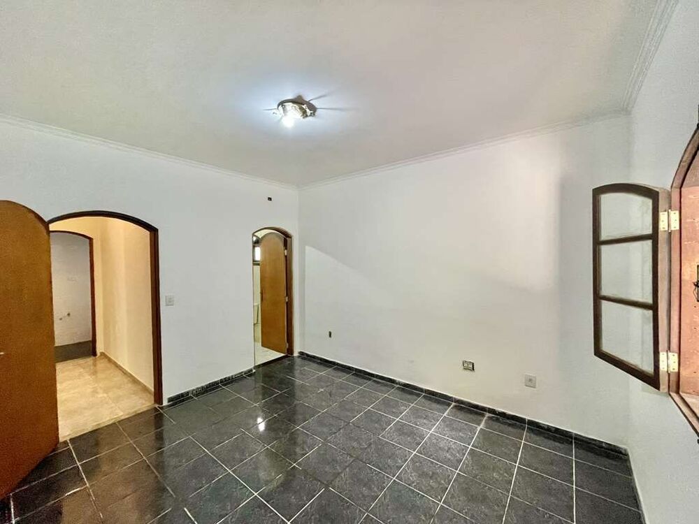 Casa, 3 quartos, 230 m² - Foto 1