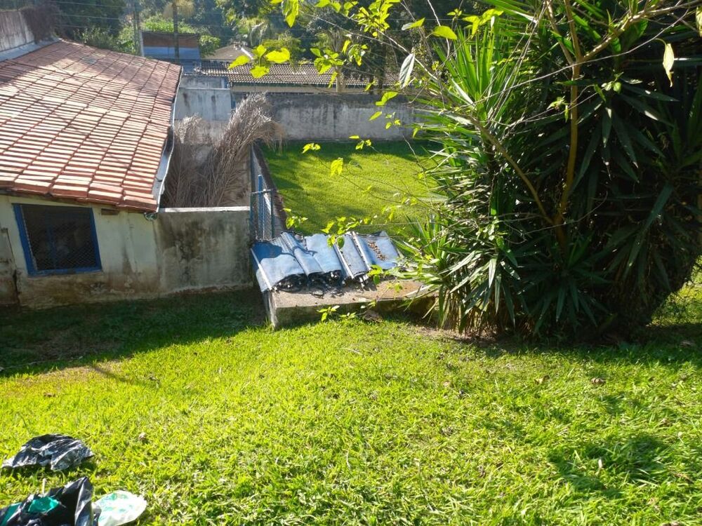 Casa de Condomínio para alugar com 3 quartos, 390m² - Foto 8