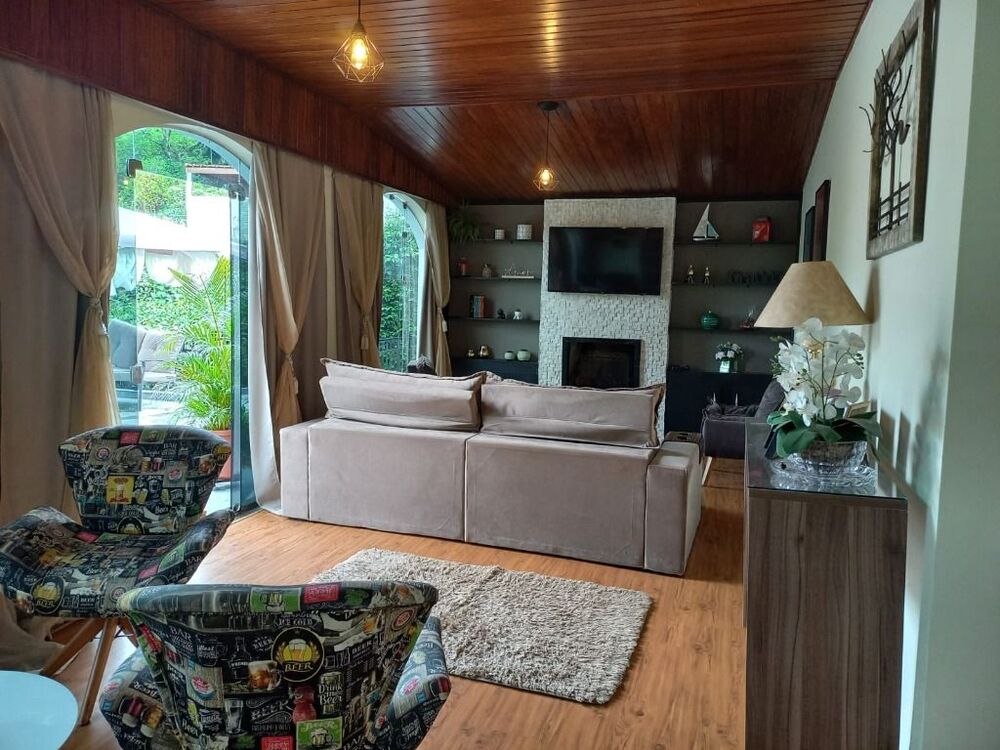 Casa, 3 quartos, 319 m² - Foto 3