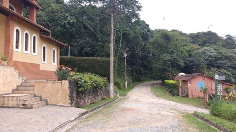 Casa de Condomínio à venda com 4 quartos, 500m² - Foto 2