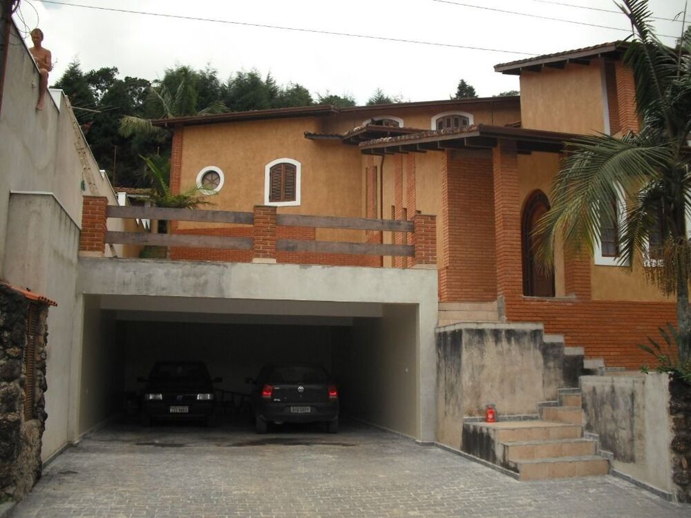 Casa de Condomínio à venda com 4 quartos, 500m² - Foto 1