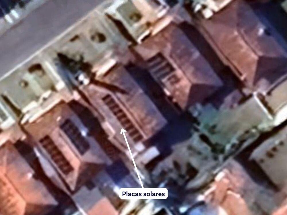 Casa de Condomínio à venda com 4 quartos, 270m² - Foto 5