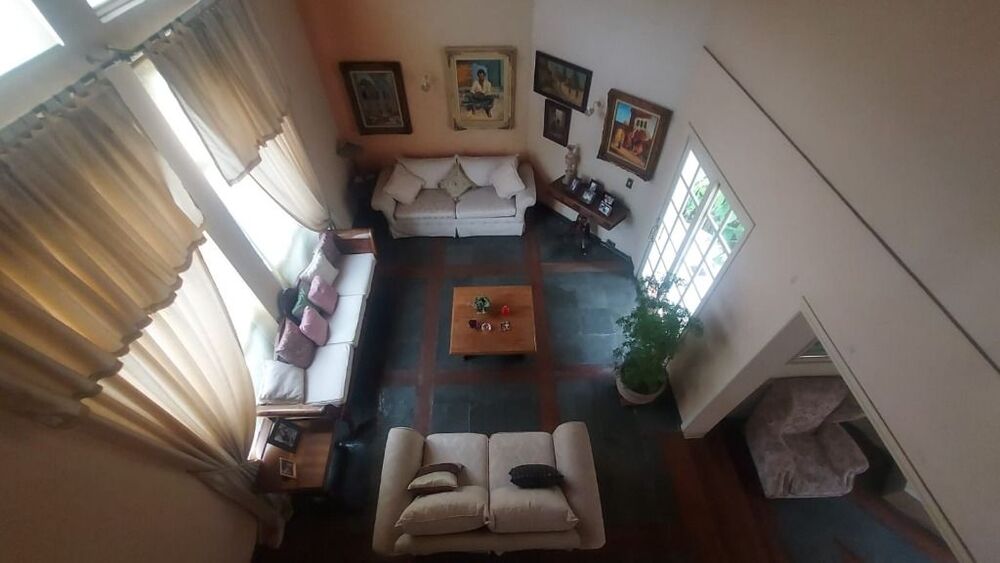 Casa de Condomínio à venda com 4 quartos, 462m² - Foto 4