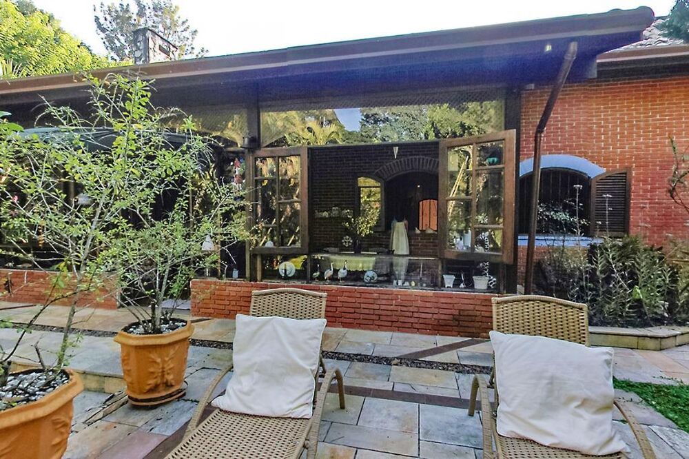 Casa à venda com 4 quartos, 550m² - Foto 15