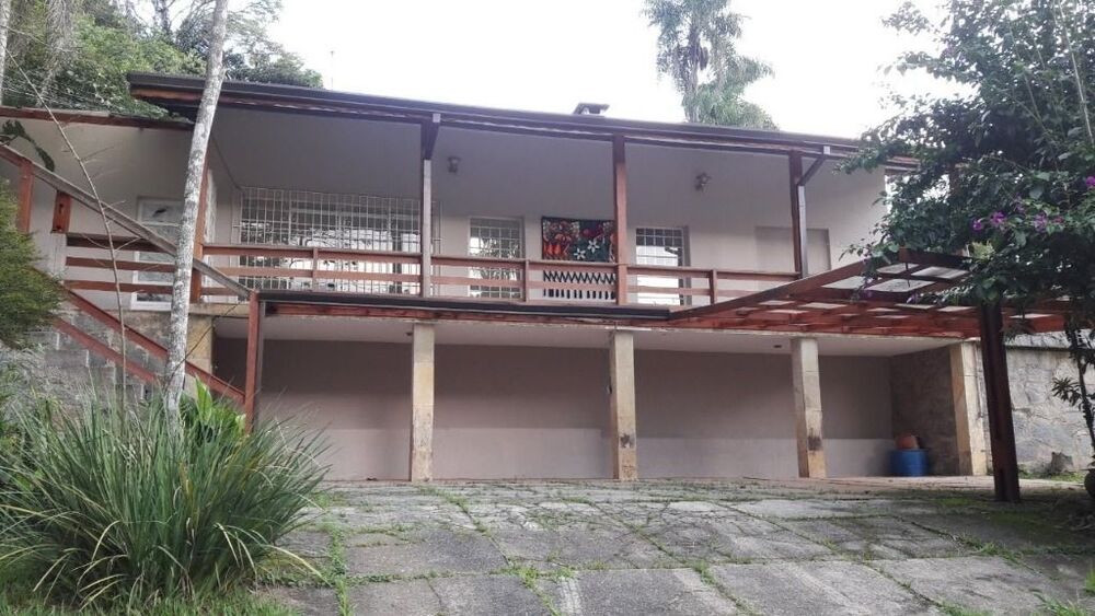 Casa de Condomínio à venda com 3 quartos, 165m² - Foto 1