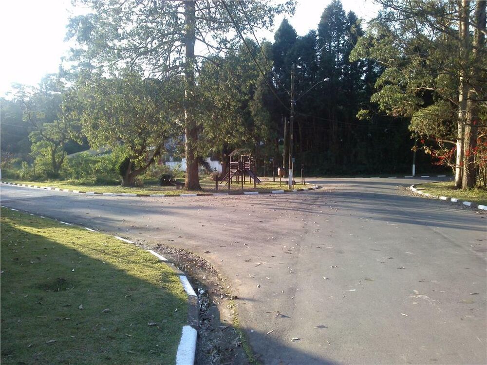 Loteamento e Condomínio, 1800 m² - Foto 2