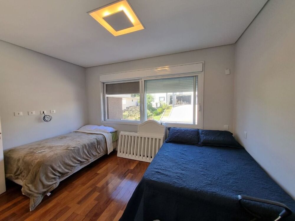 Casa de Condomínio à venda com 4 quartos, 400m² - Foto 34