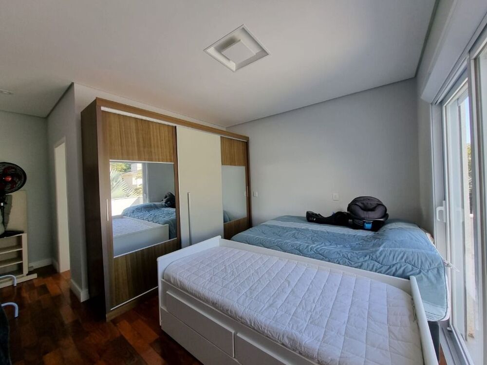 Casa de Condomínio à venda com 4 quartos, 400m² - Foto 32