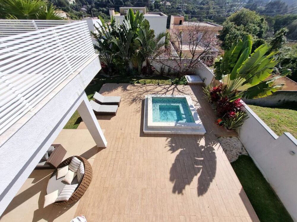 Casa de Condomínio à venda com 4 quartos, 400m² - Foto 26
