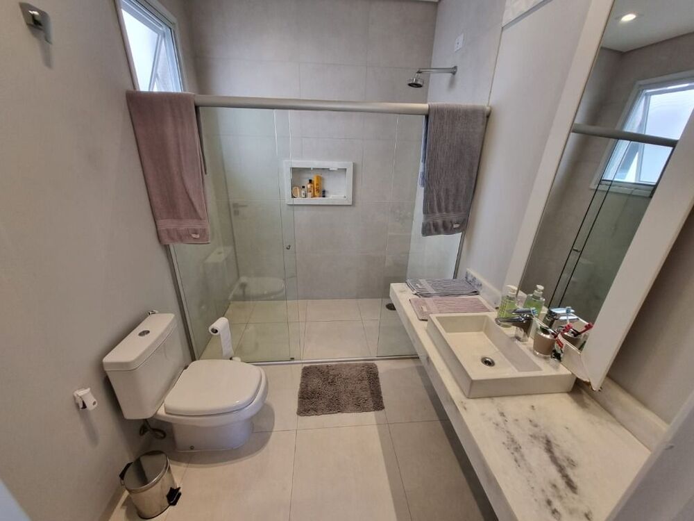 Casa de Condomínio à venda com 4 quartos, 400m² - Foto 35