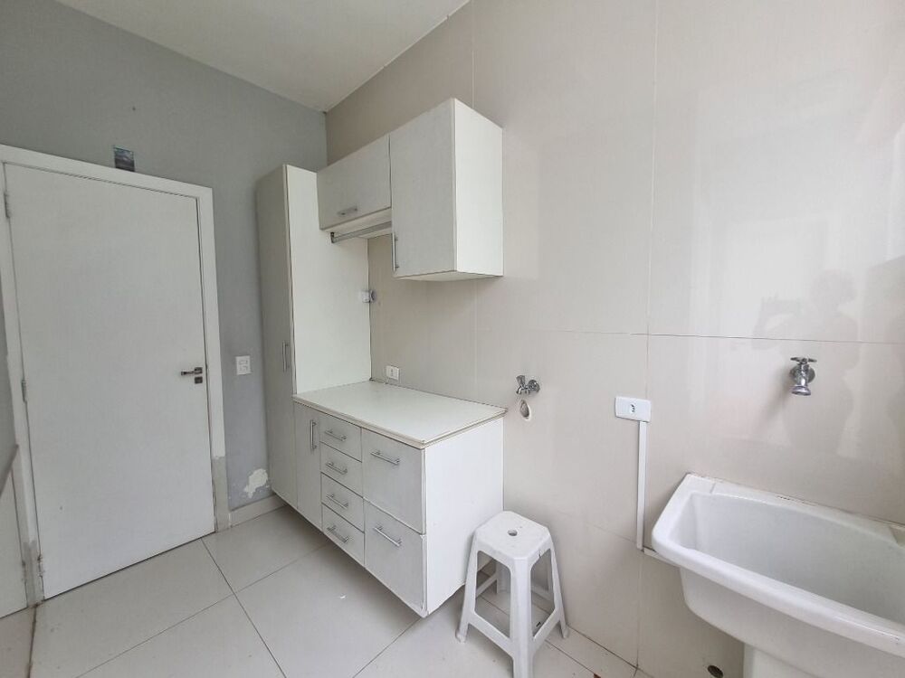 Casa de Condomínio para alugar com 4 quartos, 198m² - Foto 8