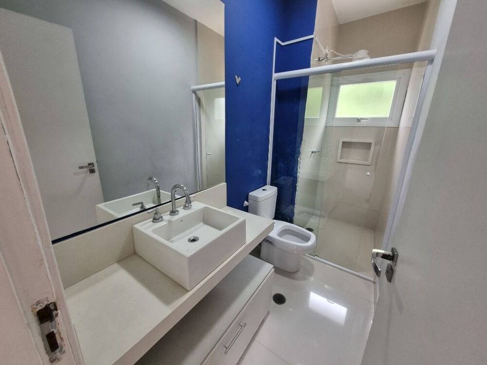 Casa de Condomínio para alugar com 4 quartos, 198m² - Foto 5