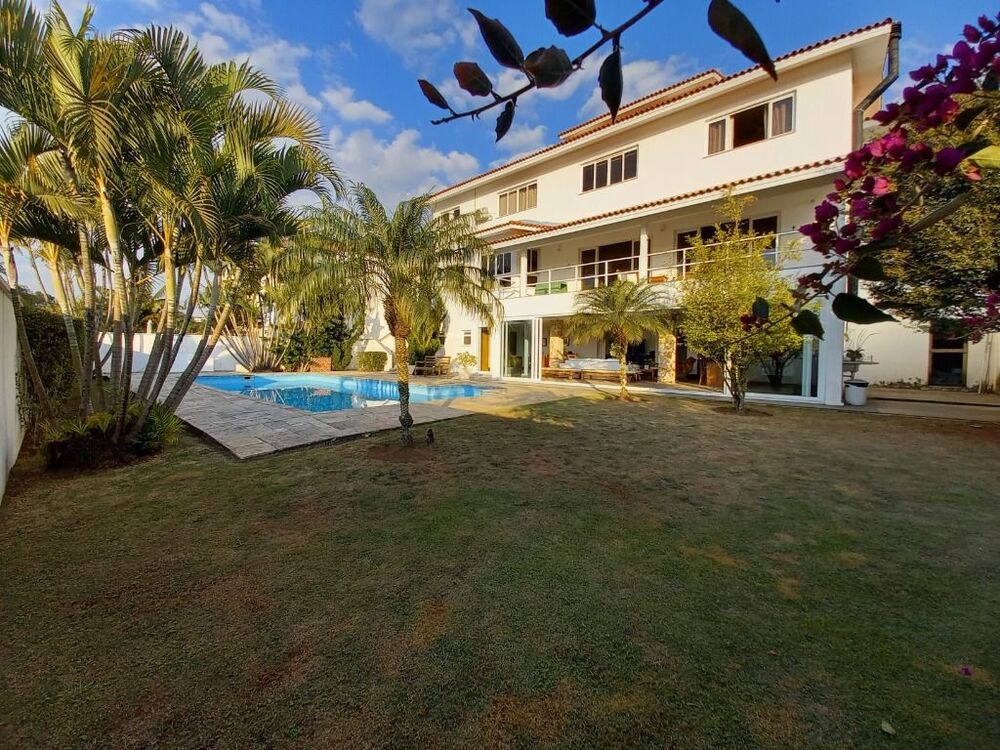 Casa de Condomínio à venda com 5 quartos, 519m² - Foto 1