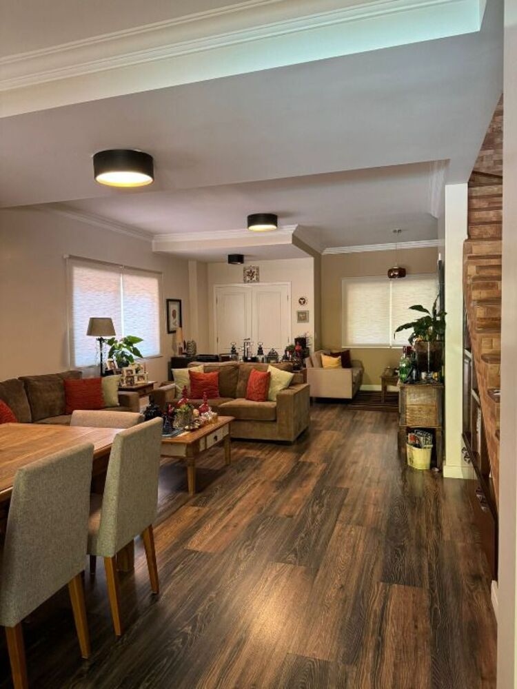 Casa de Condomínio à venda com 4 quartos, 288m² - Foto 3