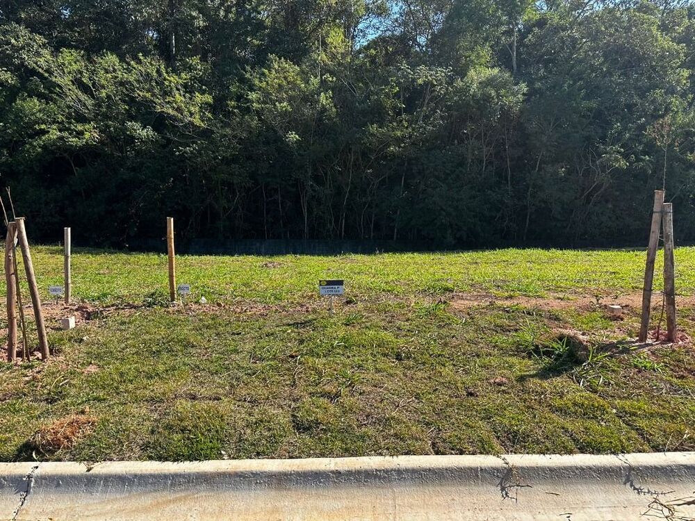 Loteamento e Condomínio, 125 m² - Foto 1