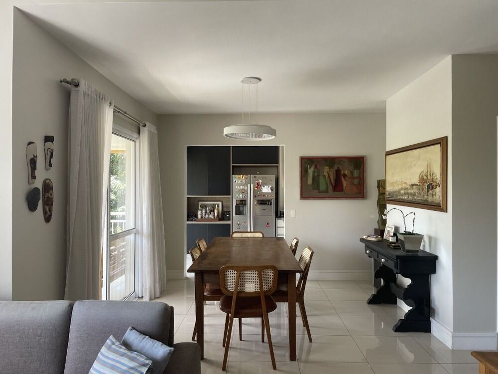 Casa de Condomínio à venda com 3 quartos, 250m² - Foto 2