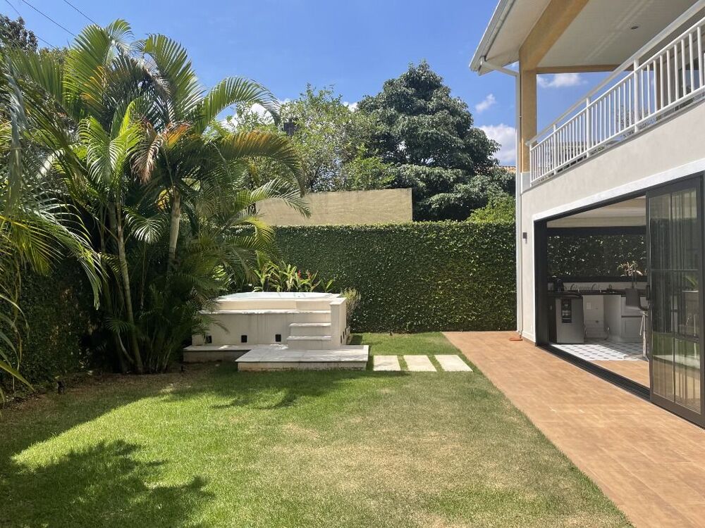 Casa de Condomínio à venda com 3 quartos, 250m² - Foto 14