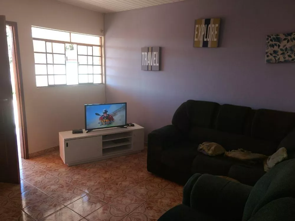 Casa à venda com 2 quartos, 72m² - Foto 2