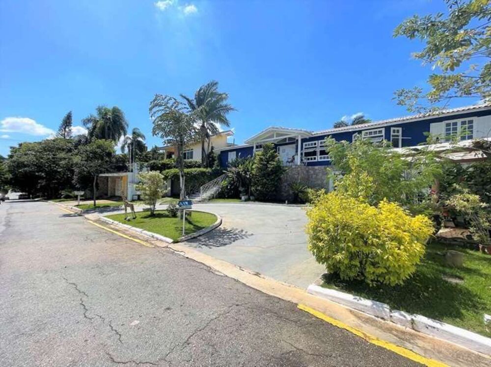 Casa de Condomínio à venda e aluguel com 4 quartos, 600m² - Foto 3