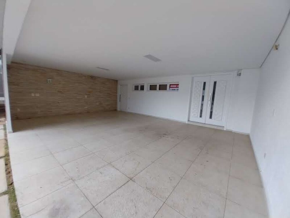 Casa de Condomínio à venda com 3 quartos, 400m² - Foto 3
