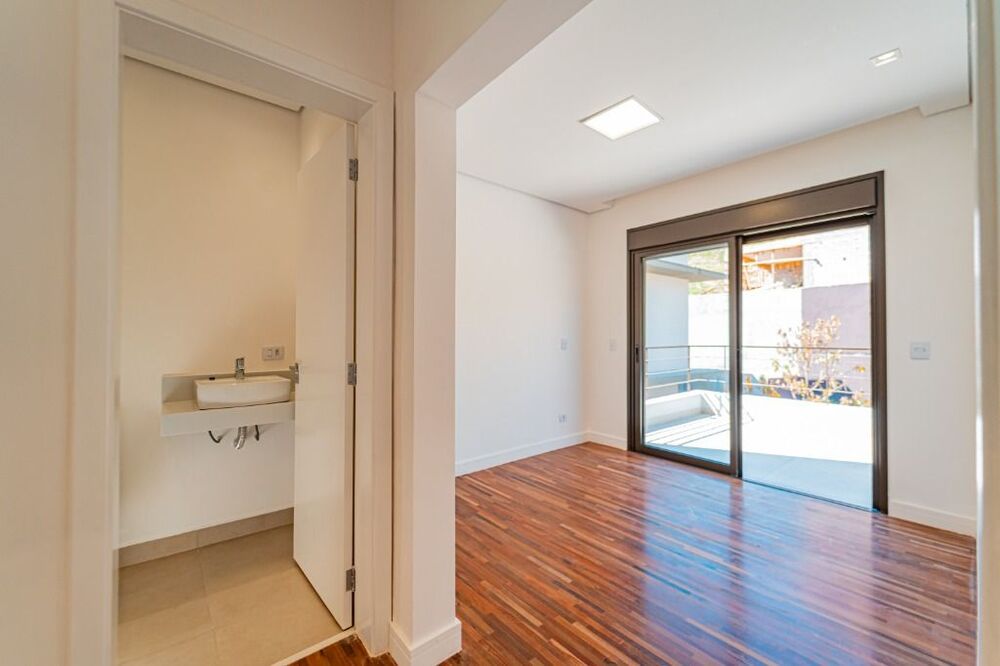 Casa de Condomínio à venda com 4 quartos, 371m² - Foto 7