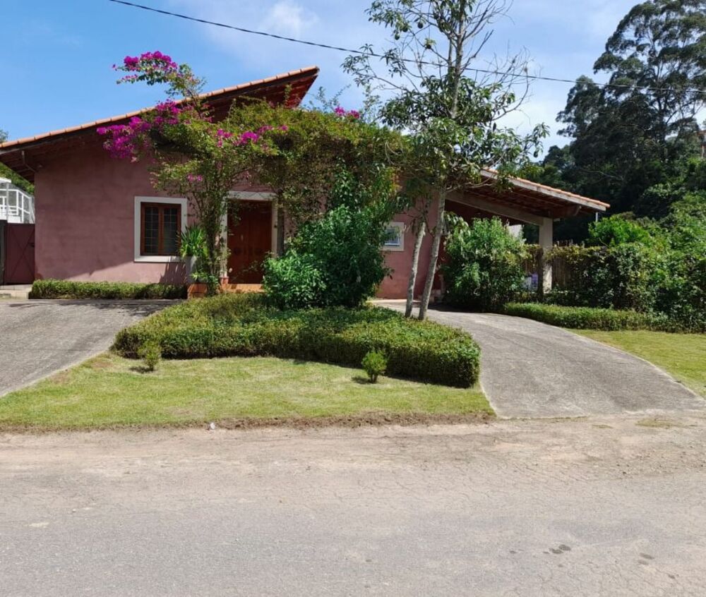 Casa de Condomínio à venda com 3 quartos, 288m² - Foto 1