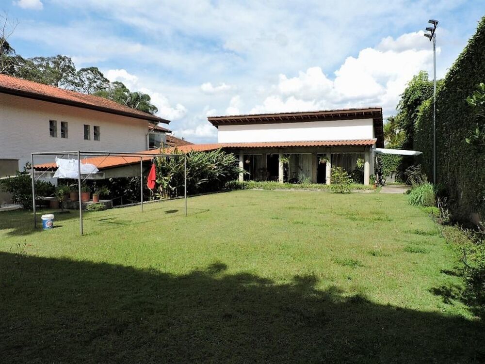 Casa de Condomínio à venda com 5 quartos, 750m² - Foto 2