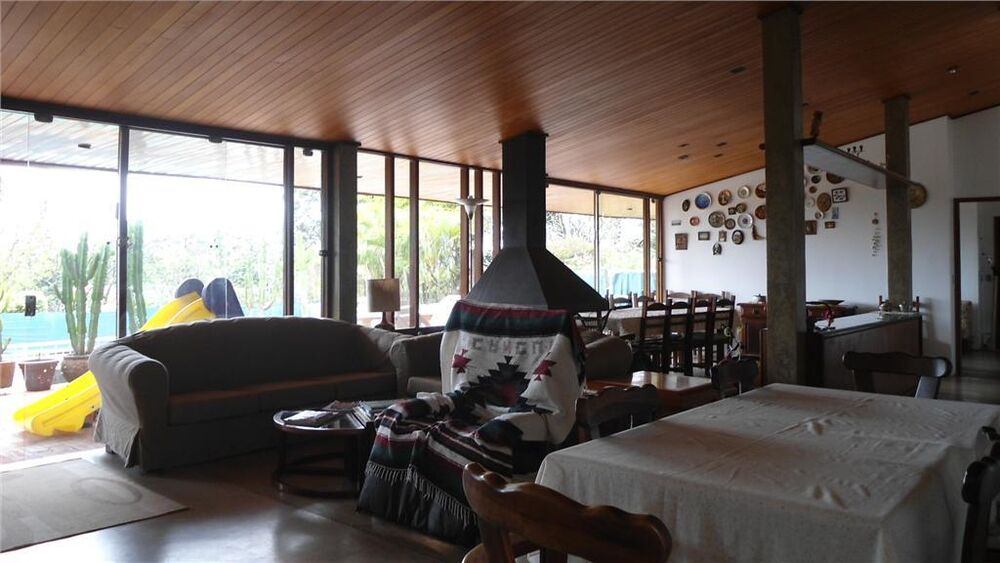 Casa de Condomínio à venda com 4 quartos, 577m² - Foto 3