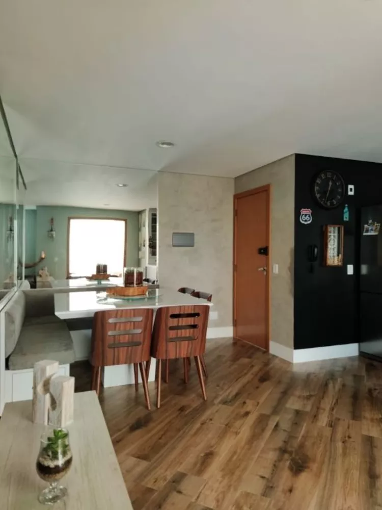 Apartamento, 2 quartos, 70 m² - Foto 2