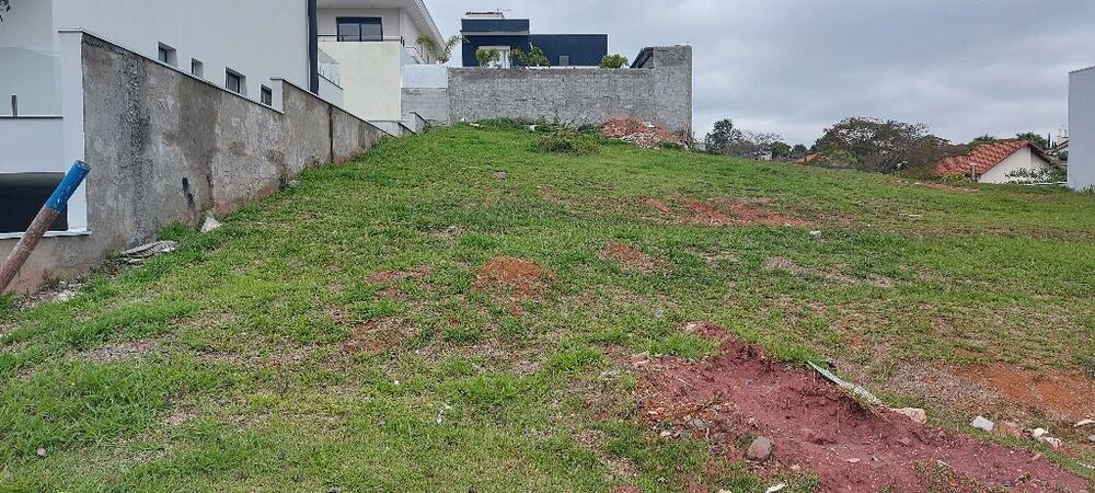Loteamento e Condomínio, 423 m² - Foto 1