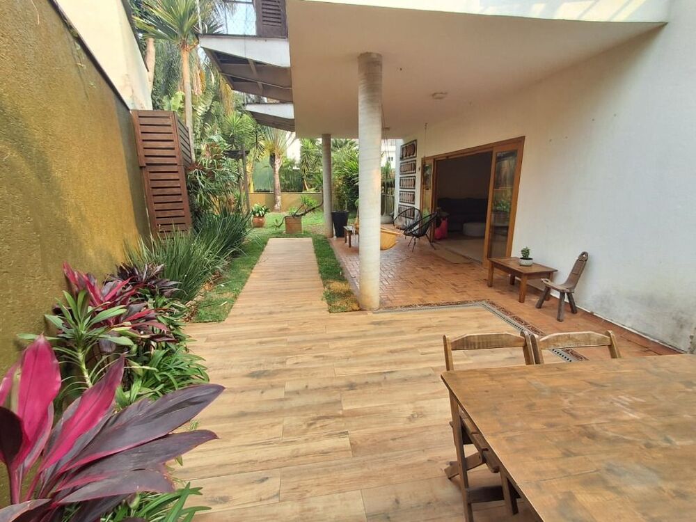 Casa de Condomínio à venda com 3 quartos, 308m² - Foto 4