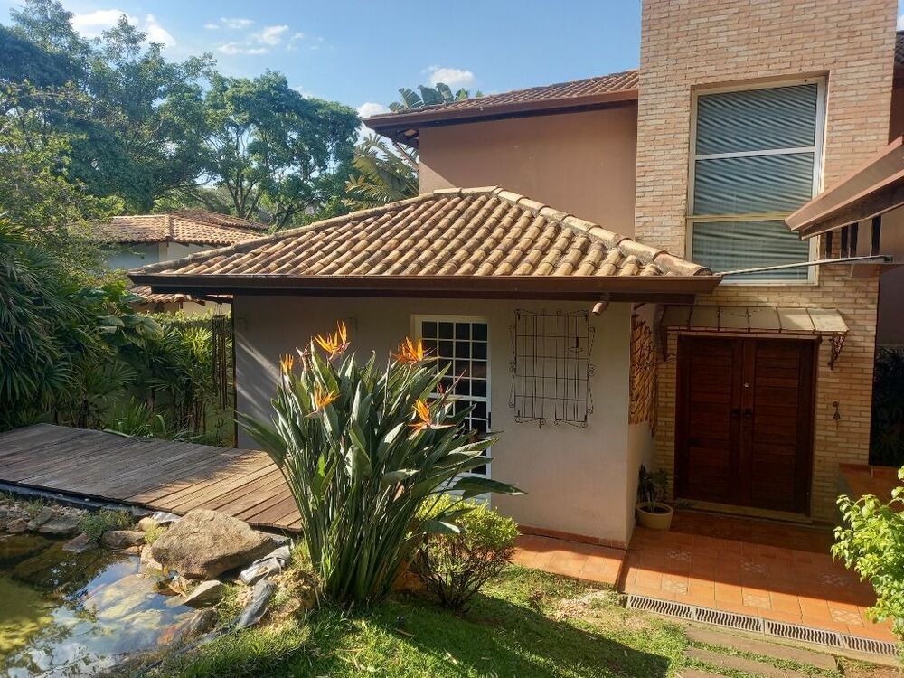 Casa de Condomínio à venda e aluguel com 4 quartos, 368m² - Foto 2
