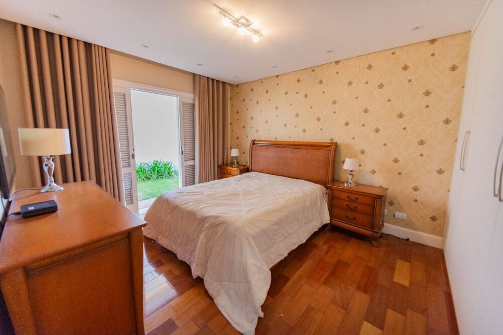 Casa de Condomínio à venda com 3 quartos, 360m² - Foto 4