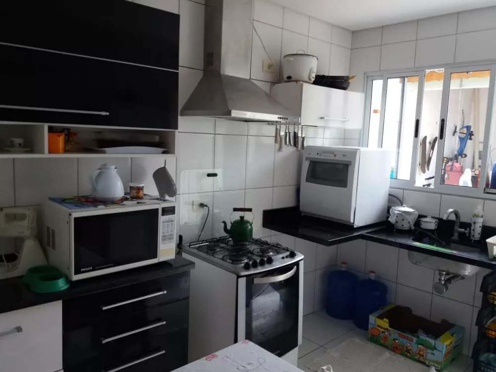 Casa de Condomínio à venda com 3 quartos, 126m² - Foto 2