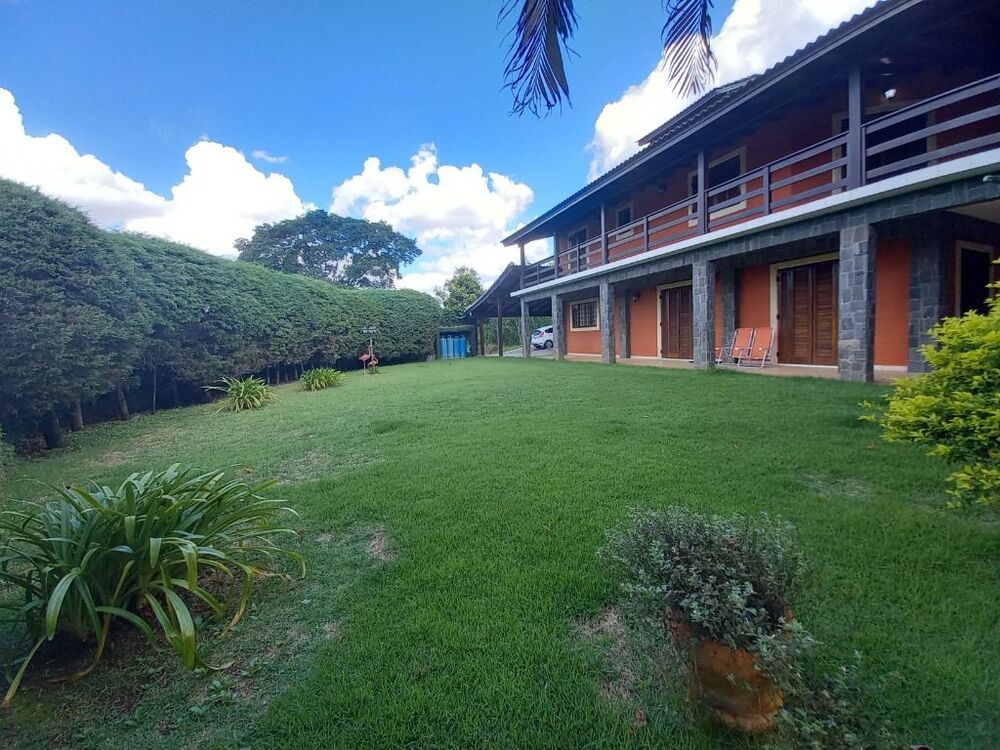 Casa de Condomínio à venda com 4 quartos, 400m² - Foto 1
