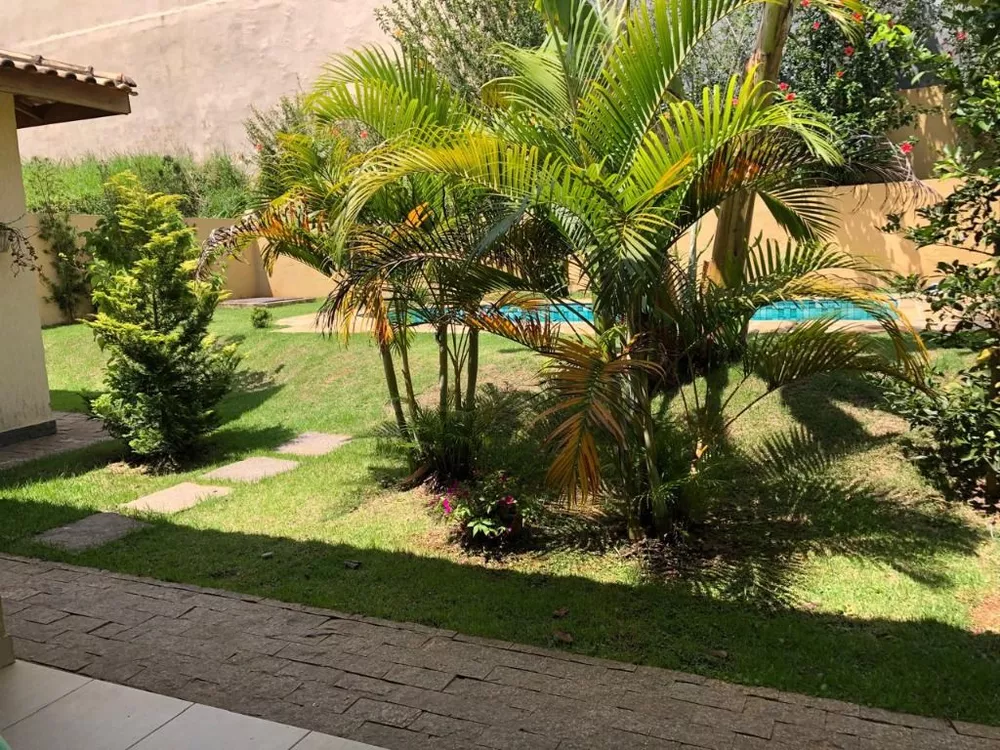 Casa de Condomínio à venda com 3 quartos, 275m² - Foto 2