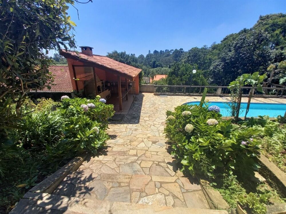 Casa de Condomínio à venda com 4 quartos, 569m² - Foto 3
