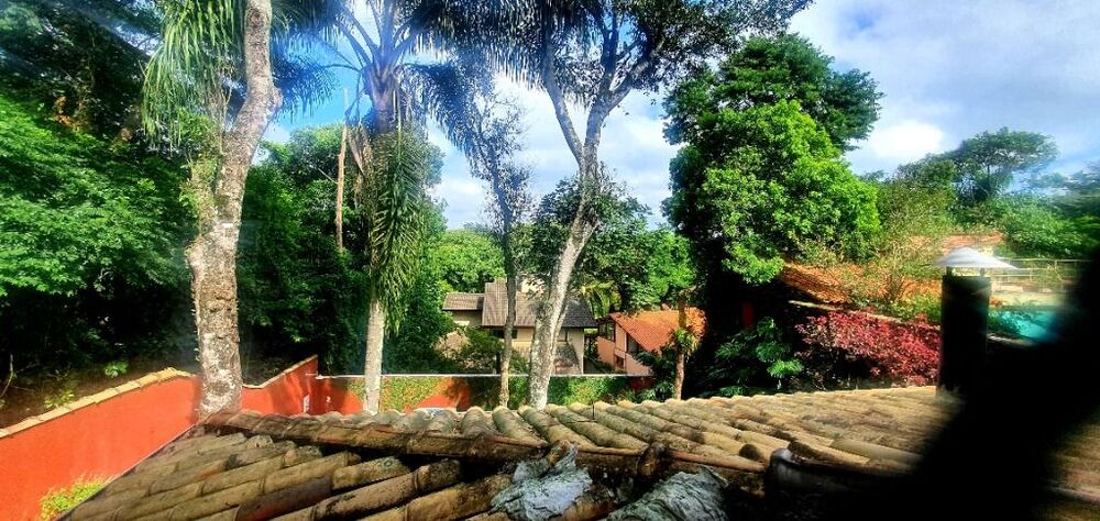 Casa de Condomínio à venda com 3 quartos, 213m² - Foto 4